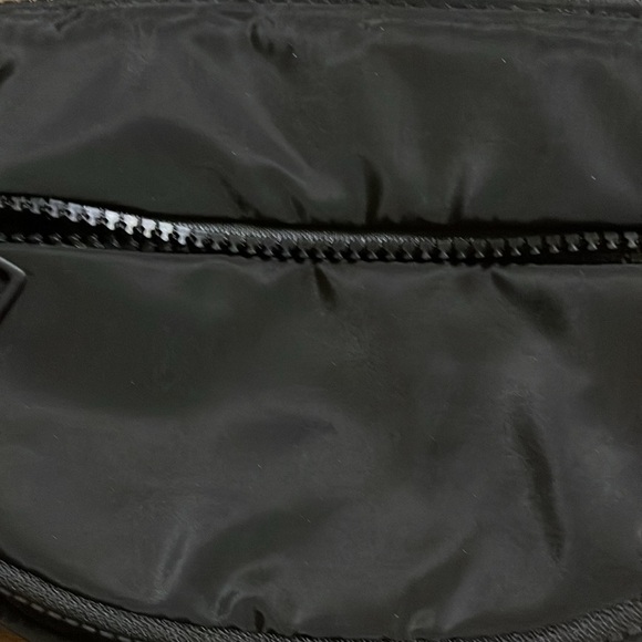 ❤️🔥STEVE MADDEN CONVERTIBLE CROSSBODY/BELT BAG - Picture 4 of 13